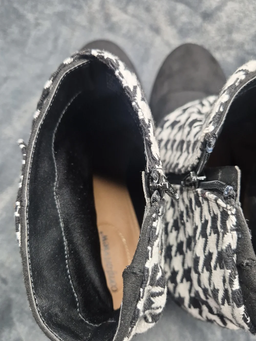 Comfortwiew Inez Bootie Short Ankle Winter Suede Shoes White& Black Size 11
